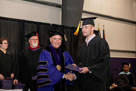 205SPGraduates0522ALW_1584