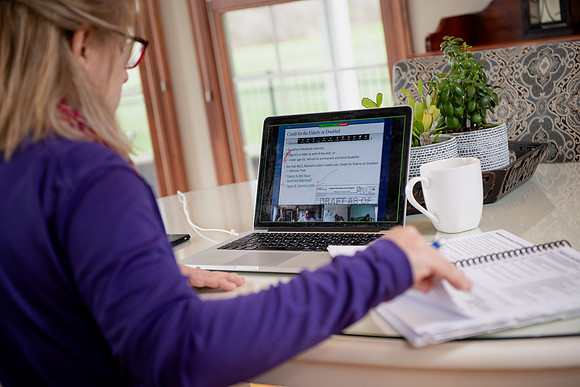 OnlineEducation0420ALW_0711