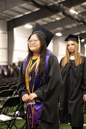 071WIGradProcessional1222FU1A0672