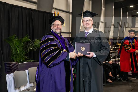 095SPGradBachelorScienceNursing0525AWB_4760