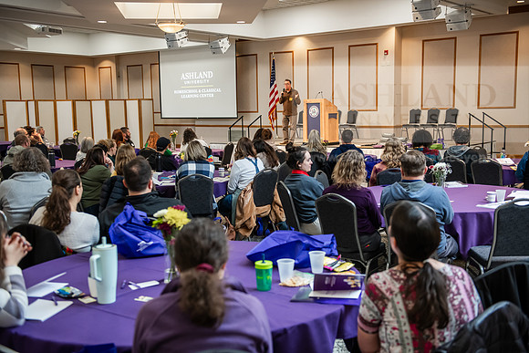 HomeschoolClassicLearningConference0325AWB_8223