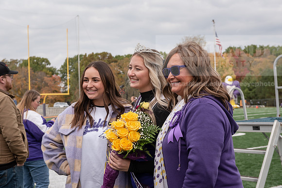 HomecomingCourt1021ALW_4610