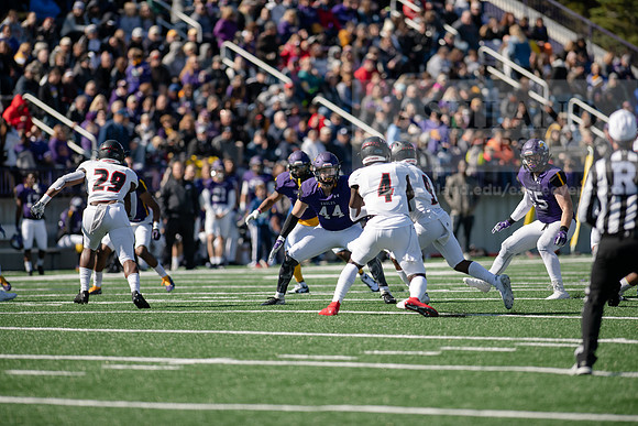 AUvDavenportFtball1019ALW_6068