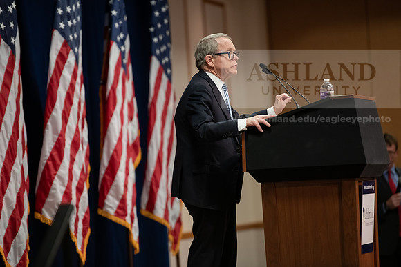 AsbrookGovMikeDeWine0120ALW_8998