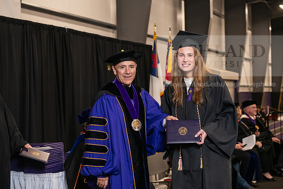131SpGradBachelorNursing0524AWB_9793