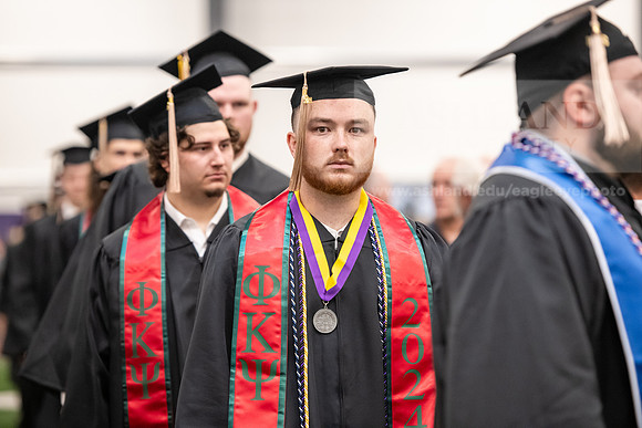 249SpGradProcessional0524AWB_8658