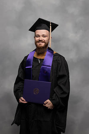 016WIGraduates1222FU1A0848