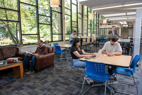SeminaryLibrary0524AWB_0603