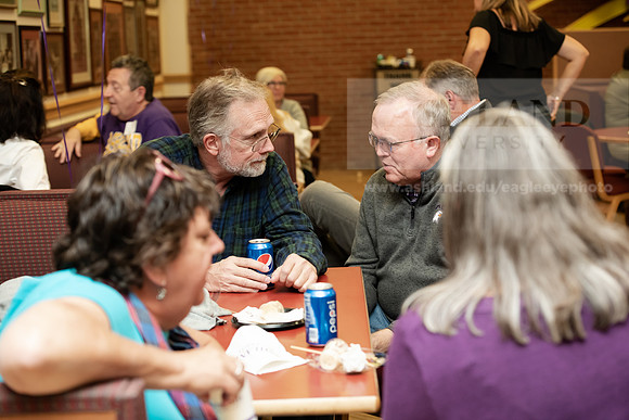 049HomecomingAlumniParty1019ALW_7530