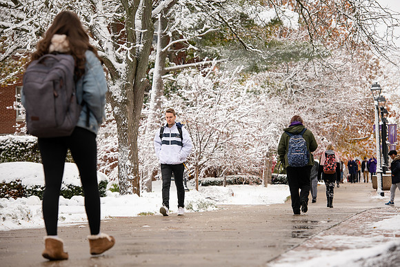 CampusSnow1119ALW_0088