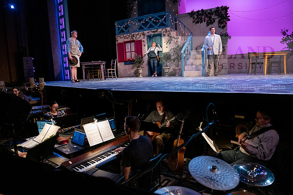 TheatreMammaMia0220ALW_1928