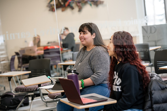 AdmissionsLatinoHispanicMarketing0125AWB_9648