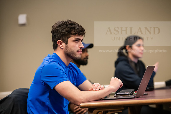 MBADigitalMarketing0324AWB_8284