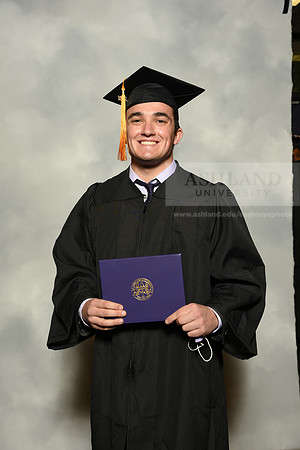 081BachelorNursingWiGrad1221MP7_0079