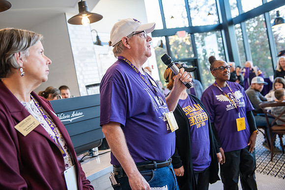 HomecomingLyceumCoffee1023AWB_6633