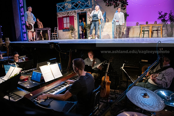 TheatreMammaMia0220ALW_1932