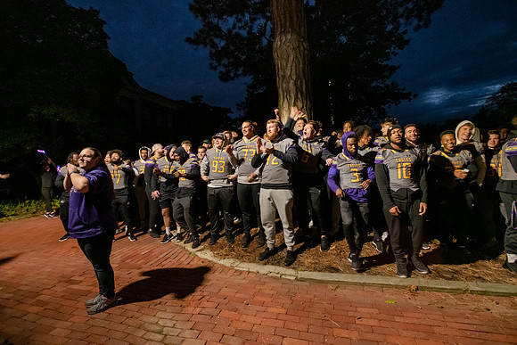 ParadeOfPurple1021ALW_6160