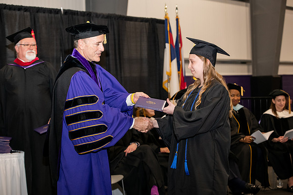 042SPGraduates0522ALW_1471