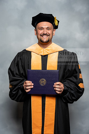 028SpGradDoctorNursingPractice0525AEAU-Graduation-2025-Andrew-0335
