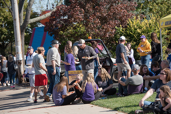 Homecoming - Pizza Pizza Pizza