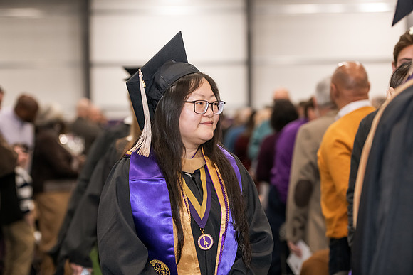 033WIGradProcessional1222ALW_0089