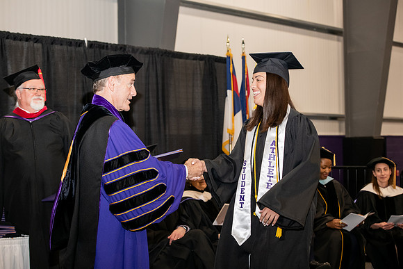019SPGraduates0522ALW_1455