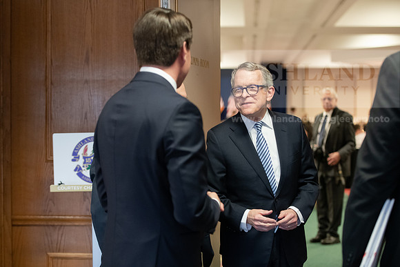 AsbrookGovMikeDeWine0120ALW_8663