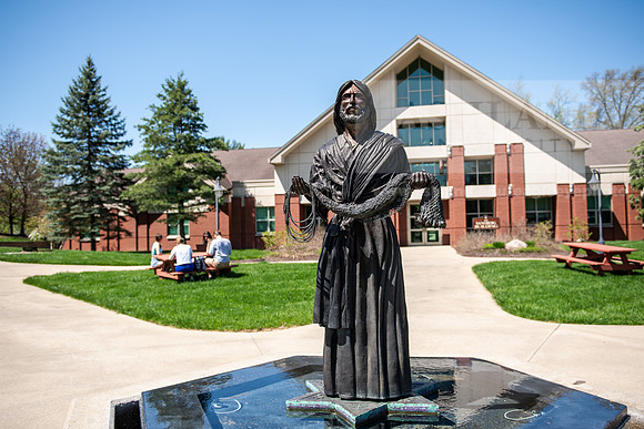 TheologicalSeminaryMasterDivinity0425AWB_8513