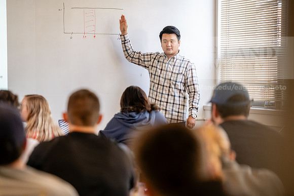 YongJuLeeMathStatistics0924AWB_5982
