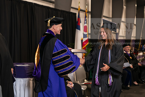 002SpGradBachelorNursing0524AWB_9711