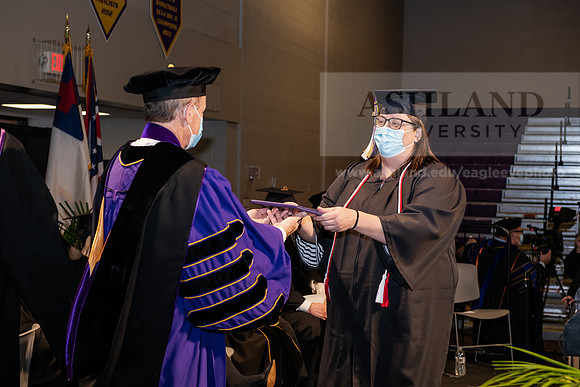 030BachelorArtsWiGrad1221ALW_6853