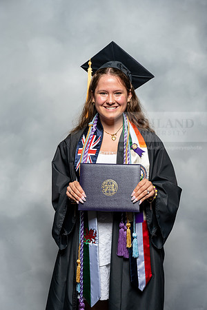 043SpGradBachelorSciNursing0525AU-Graduation-2025-Andrew-1288