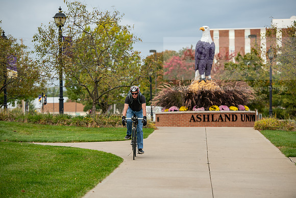 FallCampusLife1023AWB_1378