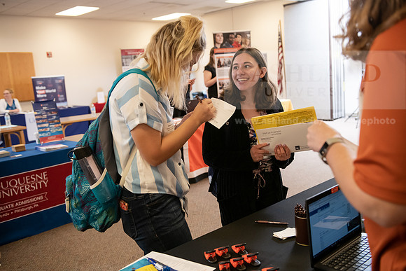 CareerGradFair0919ALW_7583