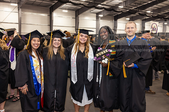 008SPGradPreCeremony0524CCP10121