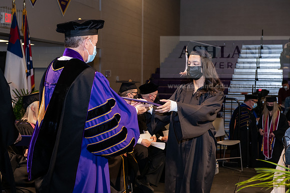 023BachelorBusinessWiGrad1221ALW_6975