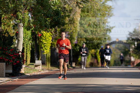 Homecoming5kFunRunWalk1019ALW_4272