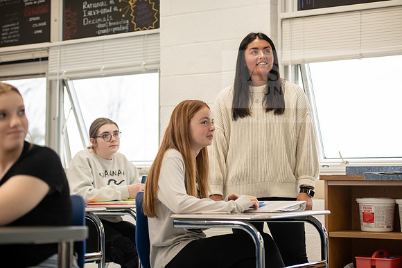 EducationStudentTeachingBurdette0424AWB_2115