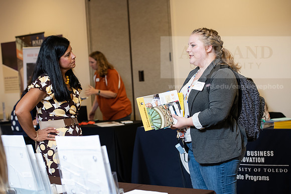 CareerGradFair0919ALW_7576