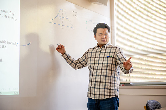 YongJuLeeMathStatistics0924AWB_6038