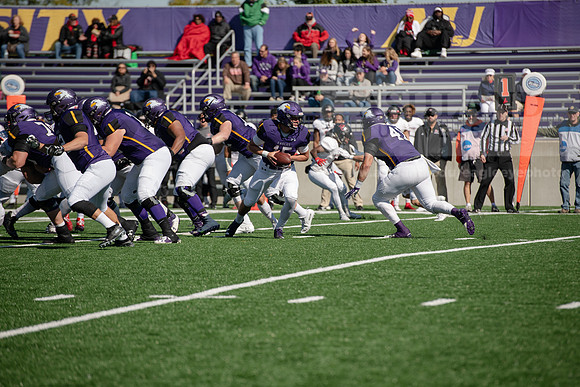 AUvDavenportFtball1019ALW_5766