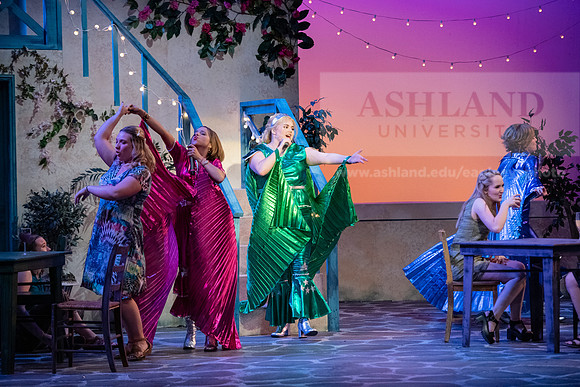 TheatreMammaMia0220ALW_2281