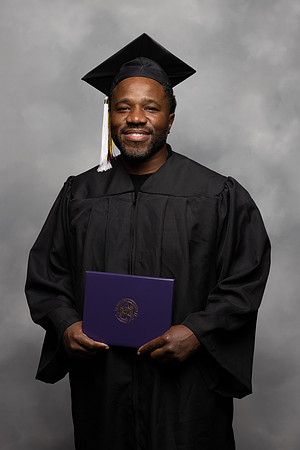 057WIGraduates1222FU1A0978