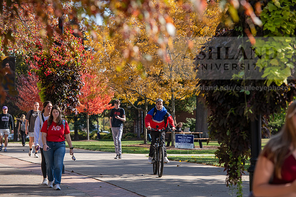 FallCampusLife1024AWB_5767