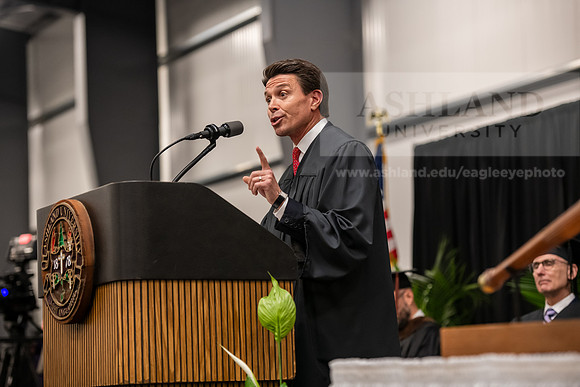 357SpGradCeremony0525AWB_2892