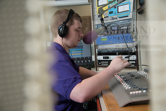 WRDLRadio0916ALW_8238