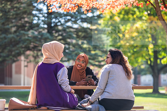 FallCampusLife1024AWB_5876