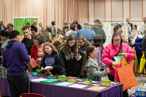 EducationFamilyMath0324AWB_6723
