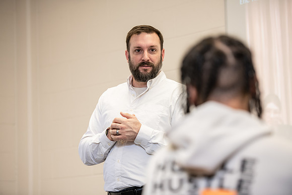 Delbert_Jeff_Communications1124AWB_0863