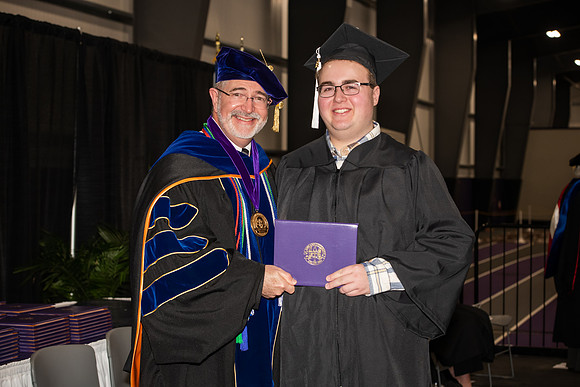 005WIGraduates1222ALW_0724